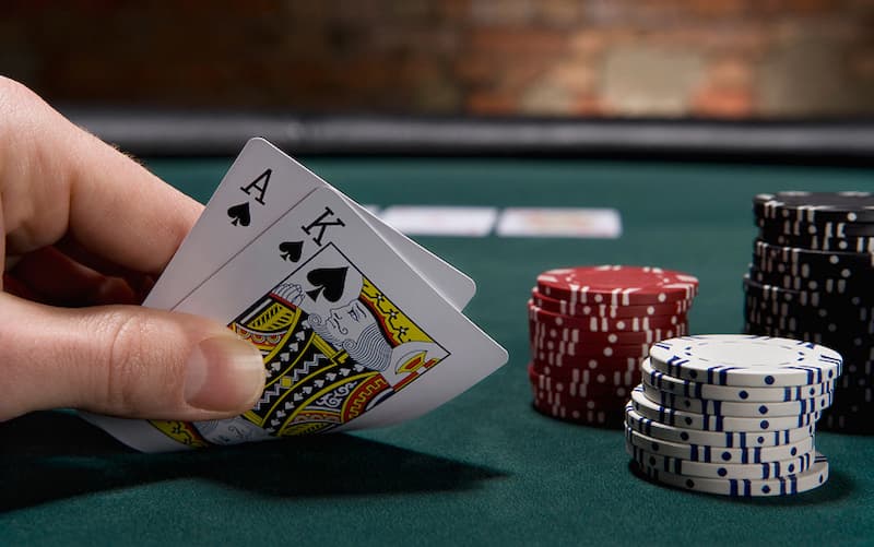Nắm chắc poker là gì